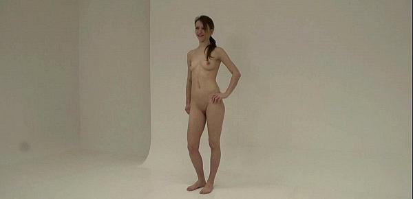  Teen Mona naked at casting